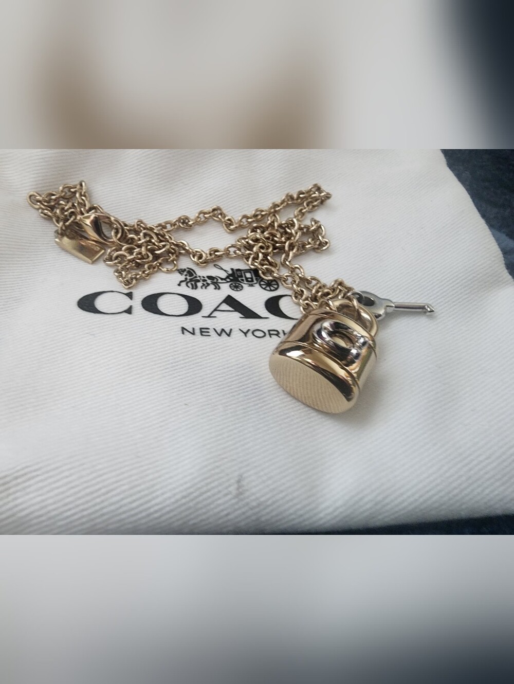 Coach Locket And Key Mixed Metals Necklace Adjustable Chain Gold Silver Tones - Picture 2 of 3